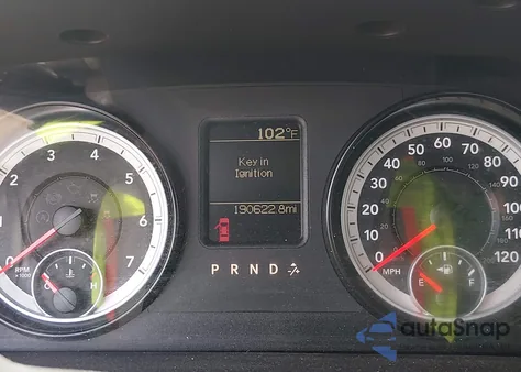 2014 Ram 1500 Tradesman z USA, uszkodzony, nr VIN 3C6JR6DG4EG265311